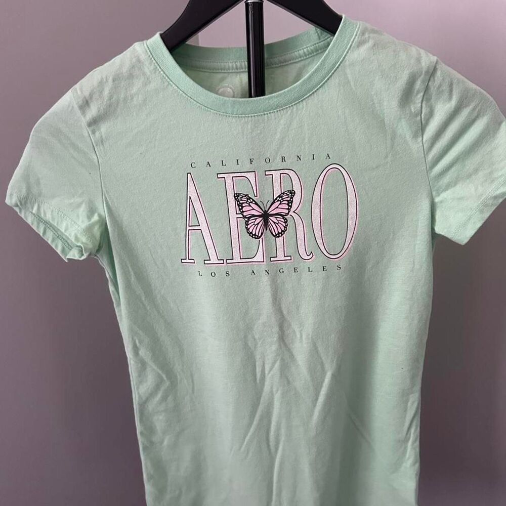 Aeropostale Women's Mint Green Tee Size Small